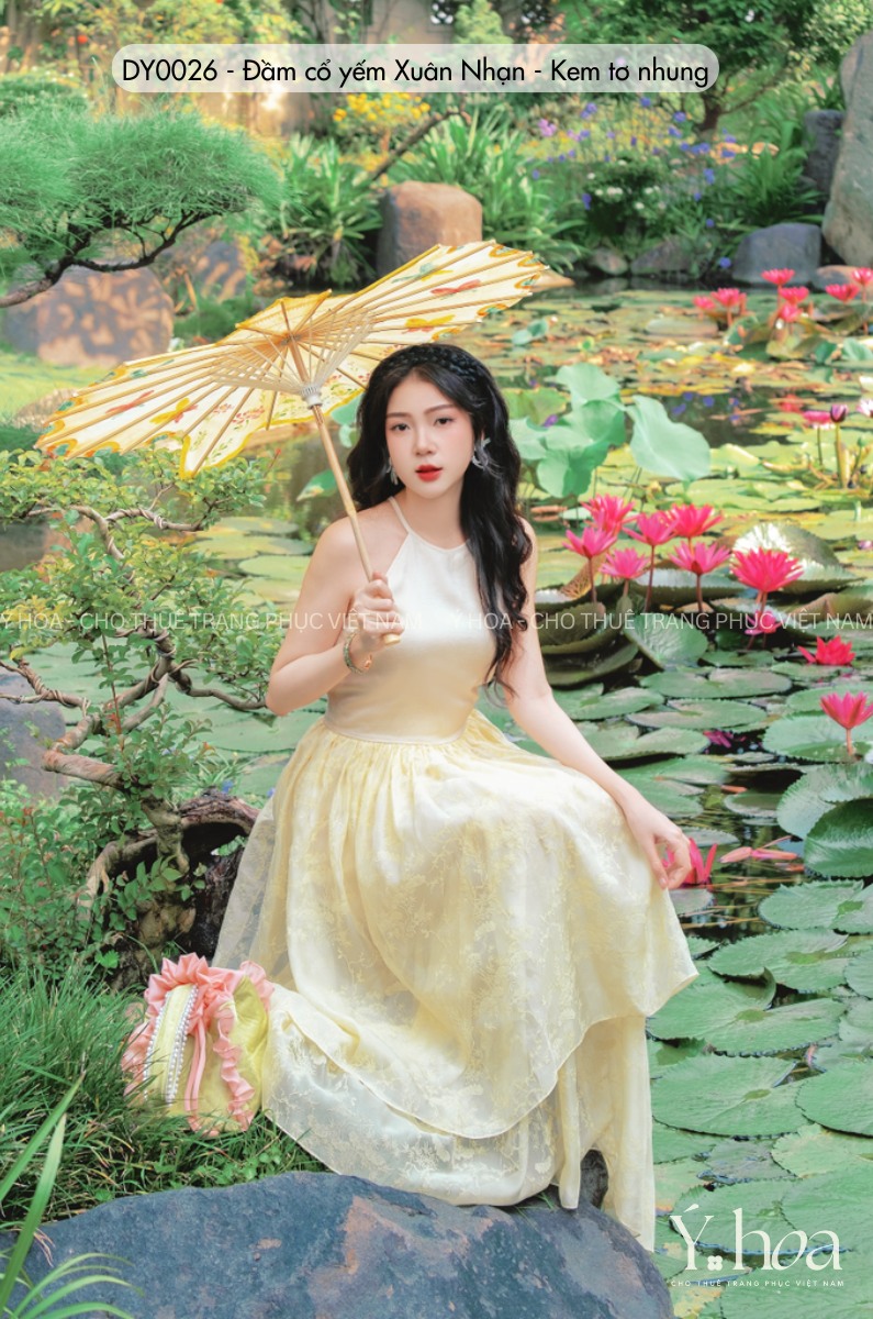 DY0026 - Đầm cổ yếm Xuân Nhạn - Kem tơ nhung - Ảnh 2
